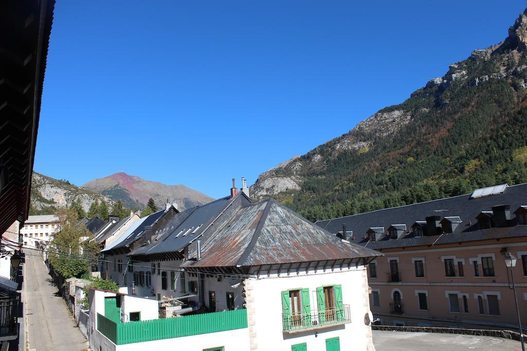 Albergue De Canfranc Estacion Værelse billede