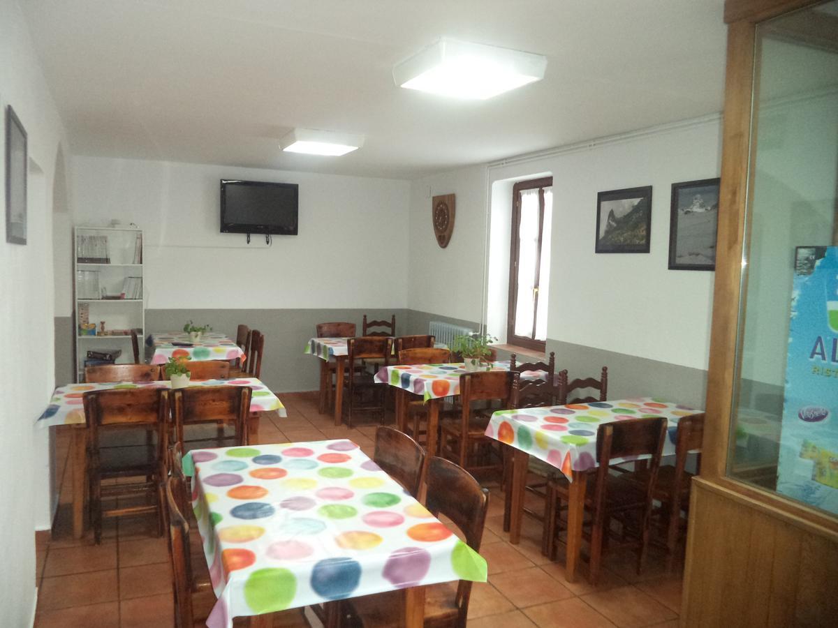 Albergue De Canfranc Estacion Eksteriør billede